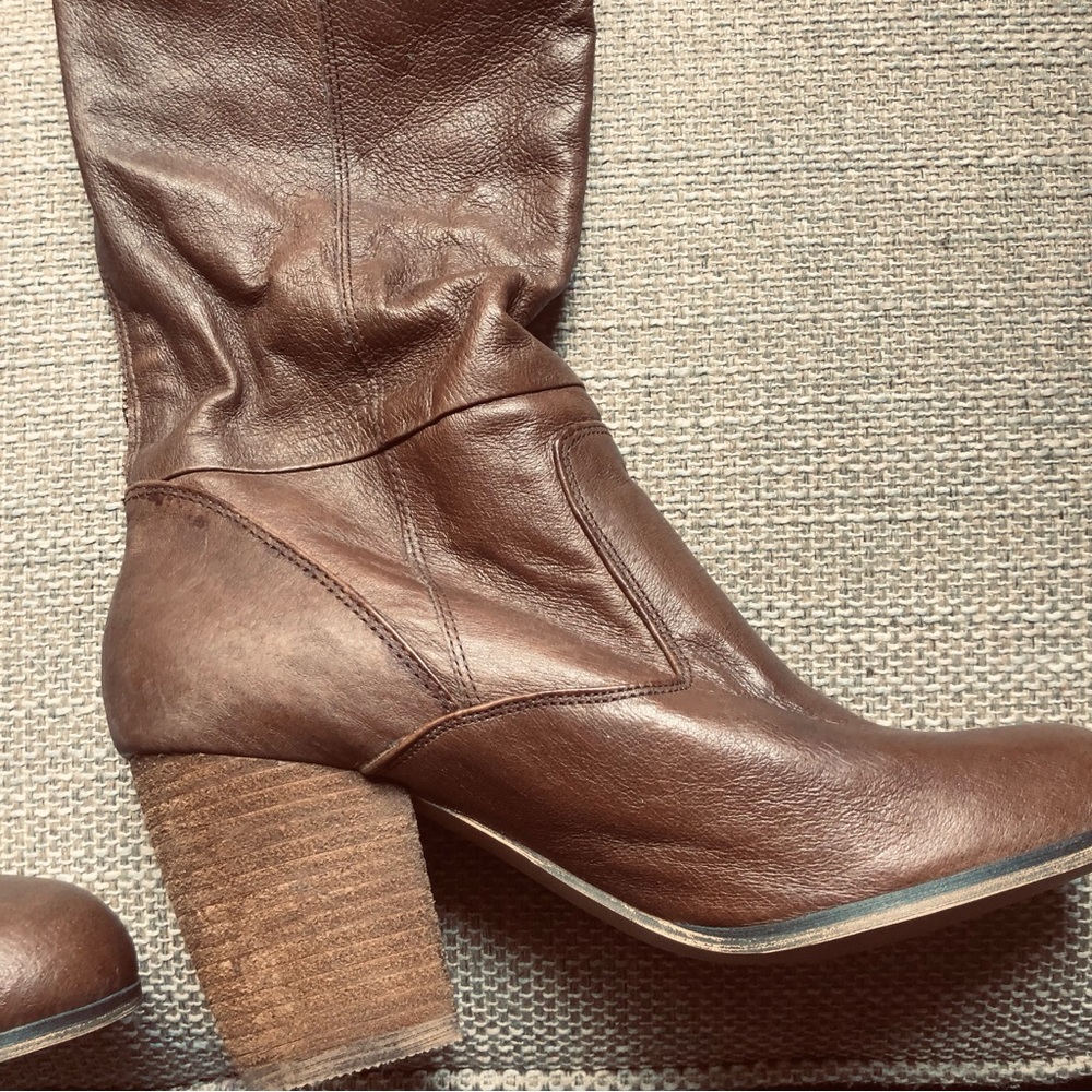 Leather Turnerr Women’s Knee High Leather Boots New Size 7M New Never Worn - Picture 3 of 5